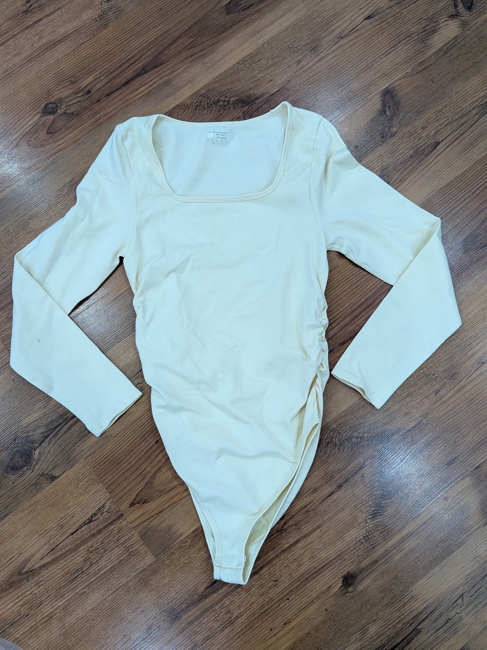 NWOT OQQ Cream Scoop Neck Long Sleeve Bodysuit